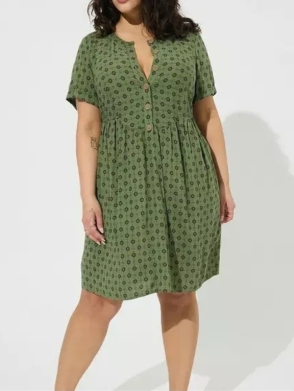 Green Floral Medallion Short Sleeve Button-Up Babydoll Dress Size 1